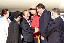 Thủ tướng bắt đầu tham dự Hội nghị G7 mở rộng và thăm Canada