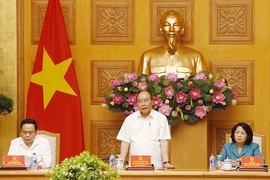 Thủ tướng: Tránh chuyện trao giải thưởng tràn lan, hình thức