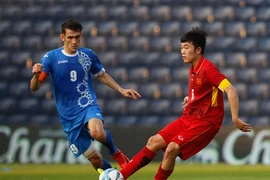 Thầy Park lo giải Asiad, chờ săn vàng AFF Cup