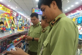 Kiểm tra 70 siêu thị Con Cưng, phát hiện nhiều sai phạm