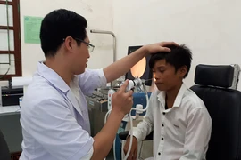 Quy định lượt khám bệnh: Nhiều bên gặp khó