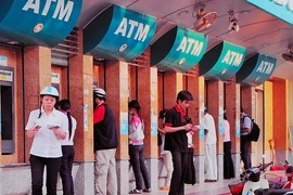 2019 sẽ tăng 5,3% lương tối thiểu vùng
