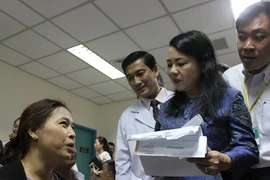 Bệnh viện dù không thích vẫn phải giảm tải
