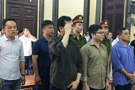 Cựu cán bộ công an kêu oan vụ buôn lậu siêu xe
