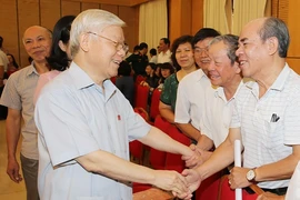 ​TBT Nguyễn Phú Trọng: Lãnh đạo cấp cao phải nêu gương trước