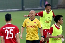 Vào chung kết hãy vui lớn!