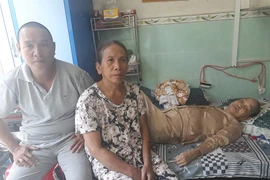 Điêu đứng vì mất bảo hiểm y tế