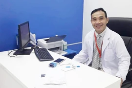 Mẹ nhiễm HIV, con có an toàn không?