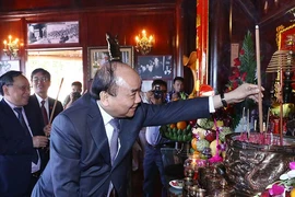 Thủ tướng khánh thành Nhà tưởng niệm Chủ tịch Hồ Chí Minh 