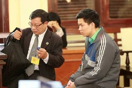 Vụ BS Lương: Bóng đổ thầy, thầy đổ bóng