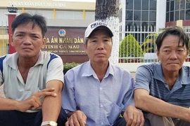 Ông ve chai và bà công nhân được chia đôi giải độc đắc