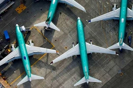 Khủng hoảng leo thang ghì chặt Boeing