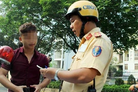 Phạt không thắt dây an toàn: CSGT giải thích