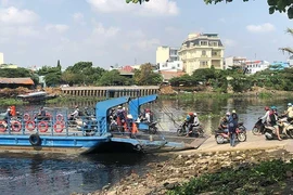 Cầu An Phú Đông chưa xây, giá đất đã nhấp nhổm