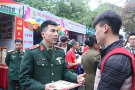 Trường quân đội buộc thôi học, trả 7 thí sinh về địa phương