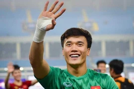 ‘Bệnh lạ’ của thủ môn Bùi Tiến Dũng