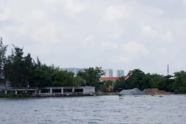 Dân Thanh Đa lo lắng sạt lở mùa mưa