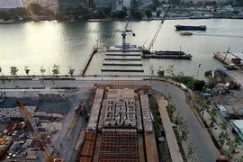 Hàng loạt công trình trễ hẹn do… cơ chế