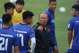 Ông Park và vận bóng đá đang lên...