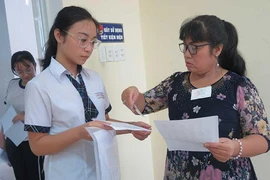 Hàng chục ngàn thí sinh ‘thở phào’ vào đại học
