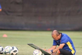 Thầy trò ông Park không chỉ nhắm đến Thái Lan...