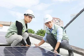 TP.HCM: Xúc tiến, phát triển mạnh điện mặt trời áp mái