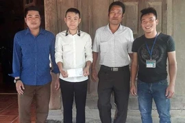 Chàng trai 17 tuổi cứu sống hai người bị nước lũ cuốn