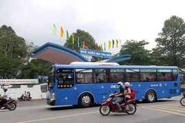 Đề xuất không thay đổi công thức bán nhiên liệu cho xe buýt