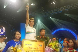 Chung kết Olympia 2019: ‘Em vô địch rồi, chị ơi!’