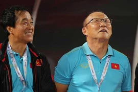 HLV Park Hang-seo: ‘May mắn vì không cùng bảng Hàn Quốc!’