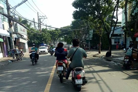 Vi phạm kép vầy thì nguy hiểm quá!