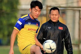 Đội tuyển Việt Nam thua U-22 ở loạt luân lưu