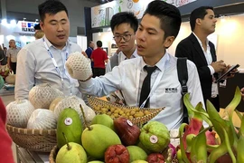Trung Quốc siết hàng nhập khẩu, nông sản Việt lao dốc