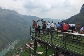 Kiến nghị tháo dỡ 6 tầng của Panorama trên Mã Pì Lèng