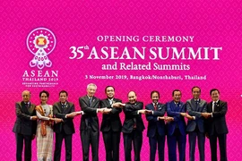 Biển Đông tỏa nhiệt ở Hội nghị Cấp cao ASEAN