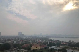 Cảnh báo khẩn cấp: Chất lượng không khí Hà Nội ở mức nguy hại