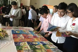 SGK tiếng Anh bị ách vì... thiếu chủ biên người Việt Nam