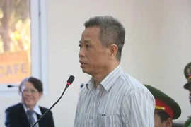 Xử cựu bí thư Bến Cát: Công khai tài liệu của FBI