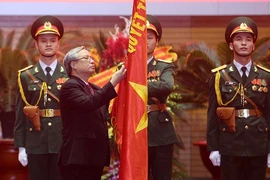 Tổng cục Chính trị nhận huân chương Bảo vệ Tổ quốc hạng Nhất