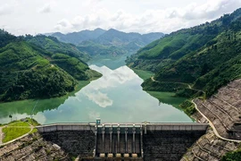 Thủy điện ‘khát nước’ kỷ lục