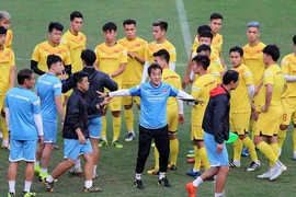 Ông Park hết lo vỡ hàng thủ