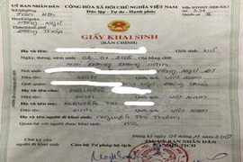 Tuổi khai sinh dưới 15, kết luận giám định trên 17?