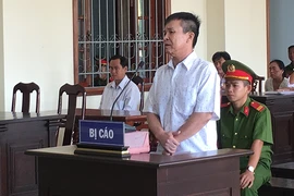 Bị cáo nói chỉ bán đất, không bán nhà