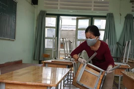 Nỗi lo của phụ huynh khi con đi học mùa dịch