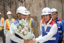 TP.HCM: Thông toàn tuyến metro số 1