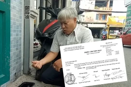 Hoàn tiền cho người dân bị trộm lấy cắp đồng hồ nước