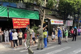 Điều kiện để lao động tự do nhận tiền hỗ trợ bởi dịch