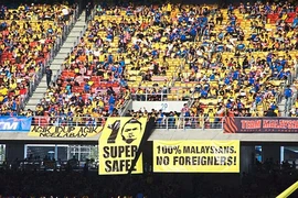 Chưa gặp lại Việt Nam, đội tuyển Malaysia đã bị ‘ném đá’
