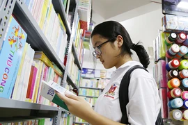 Trường phải công khai kết quả chọn sách giáo khoa