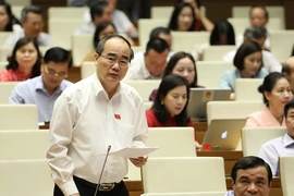Việt Nam cần công bố hết dịch COVID-19